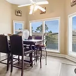 Beachlife Unit Abc Getaway Sleeps 34